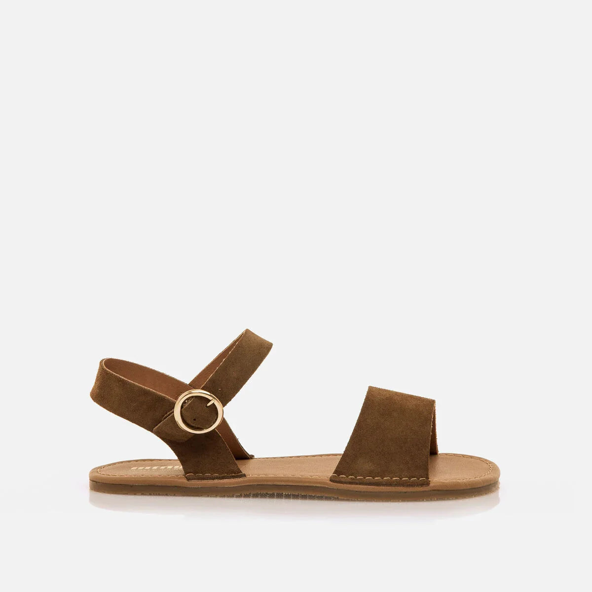 Sandália barefoot Mustang Free Cleo em serrage afelpado cor oak com sola plana e biqueira larga anatómica.